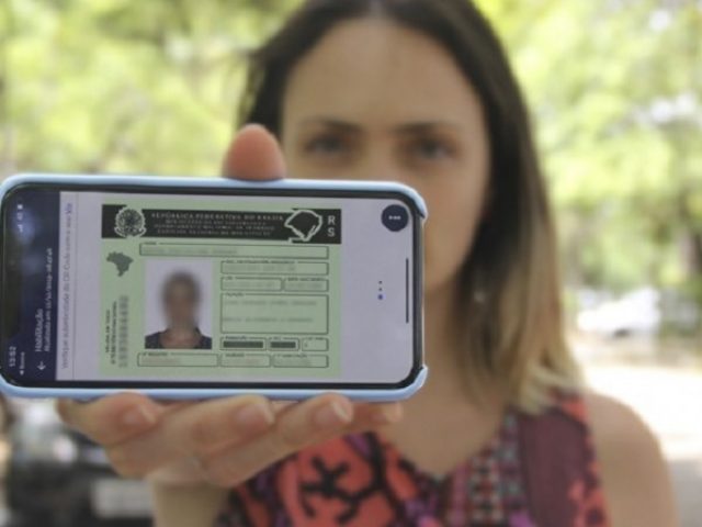 Cerca de 500 mil motoristas utilizam a CNH Digital no Rio Grande do Sul