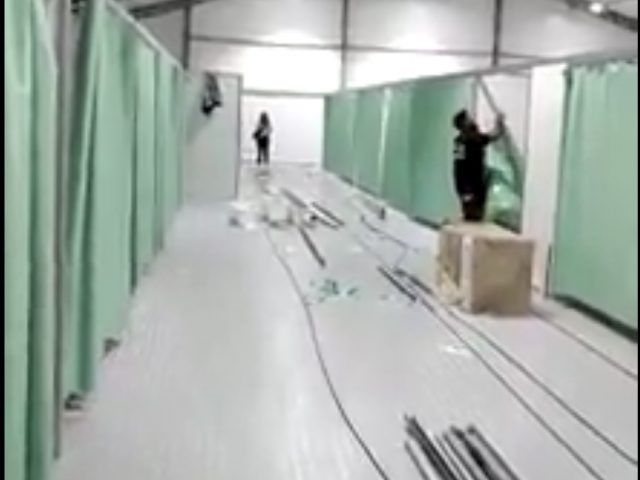 Estádio do Pacaembu se transforma em hospital para atender vítimas da covid-19
