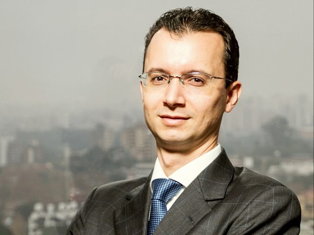 Com restrições Federasul defende que comércio fique aberto