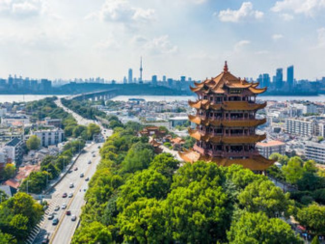 Wuhan, epicentro da covid-19 na China, não registra novos casos