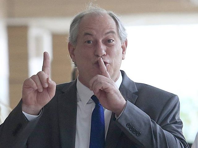 Ciro protocola pedido de impeachment contra Bolsonaro; casos com Maia chegam a 24
