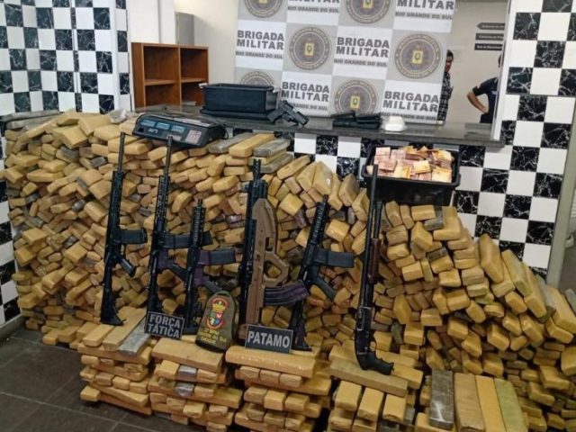 Polícia apreende cerca de duas toneladas de maconha em Esteio