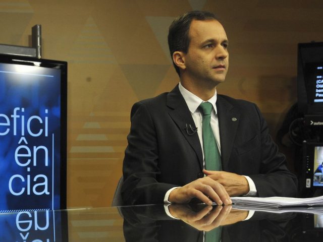 Cidades com mais de 15 mil habitantes começam a usar pregão eletrônico