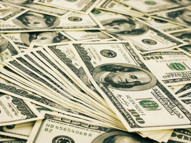 Os fatores que devem levar o dólar para acima de R$ 6 – e por que os analistas não esperam uma queda rápida