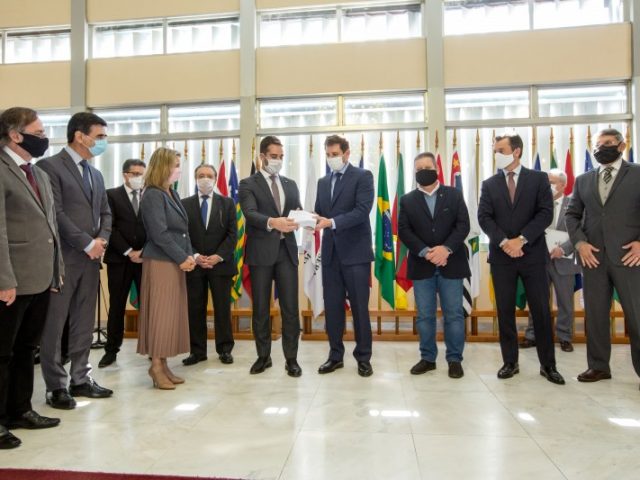 Governo encaminha LDO com previsão de R$ 7,9 bilhões de déficit em 2021