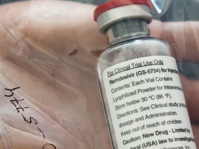 Brasileiro que lidera estudo com Remdesivir diz que a droga é a mais promissora contra a Covid-19