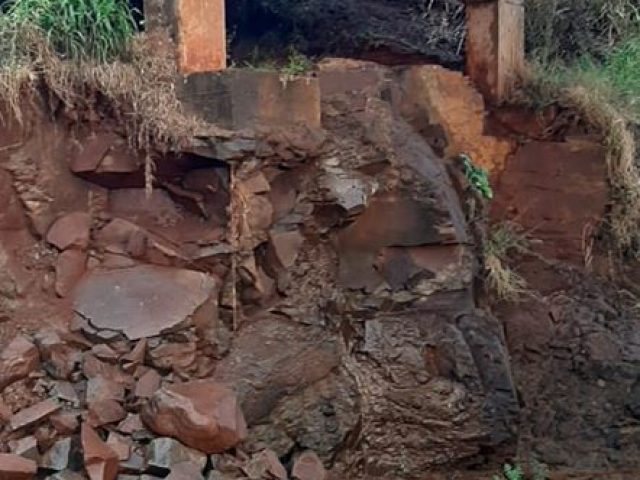 Ponte entre XV de Novembro e Fortaleza dos Valos passa por manutenção e está com tráfego restrito