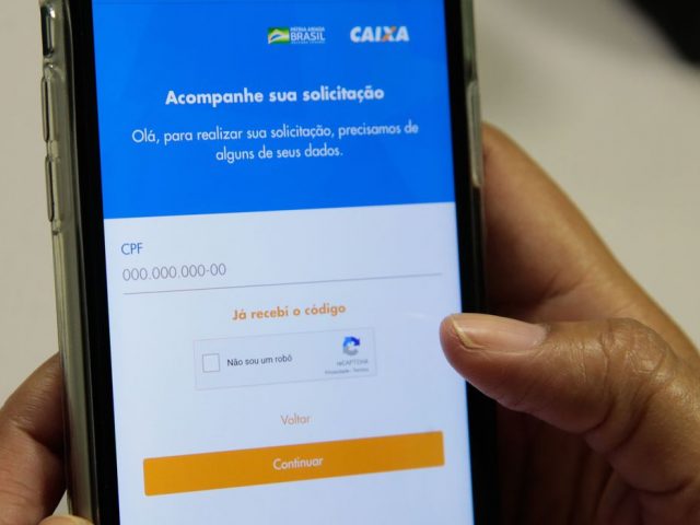 Caixa credita nesta sexta benefício a mais 7,9 milhões de trabalhadores