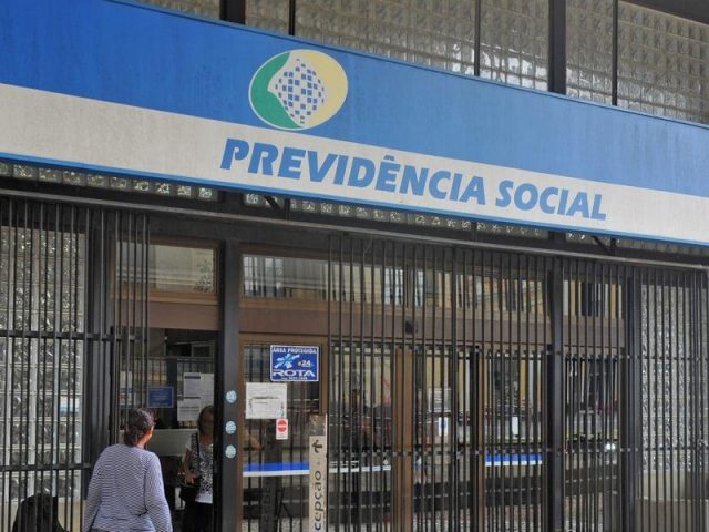 Segunda parcela do 13º do INSS começa a ser depositada hoje (25)