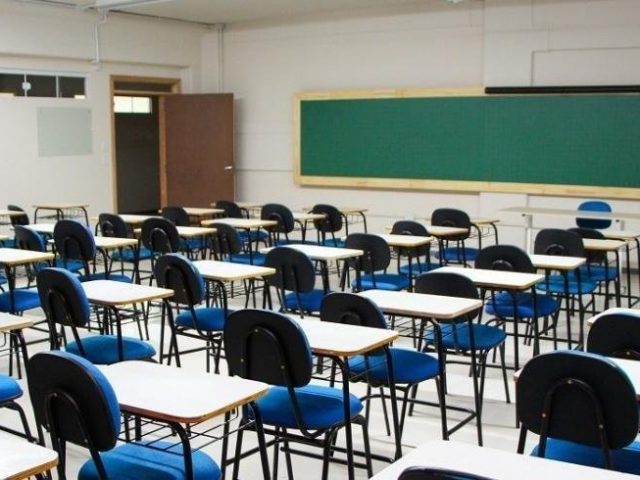 Governo do RS prepara retorno gradual para escolas e confirma aulas remotas em junho