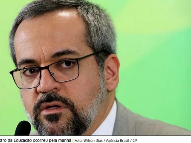Weintraub fica em silêncio durante depoimento sobre declaração contra STF