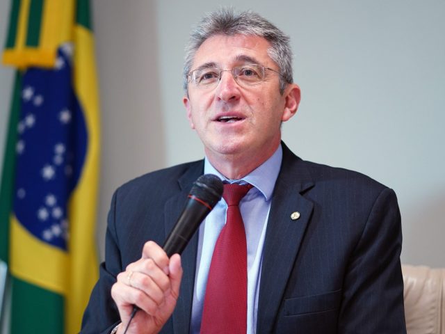 Heitor Schuch critica não concessão do auxílio de R$ 600,00 a agricultores familiares