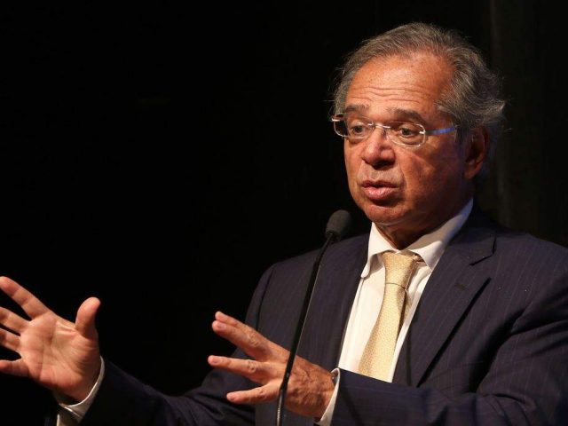 Reforma tributária está pronta para ir ao Congresso, diz Guedes