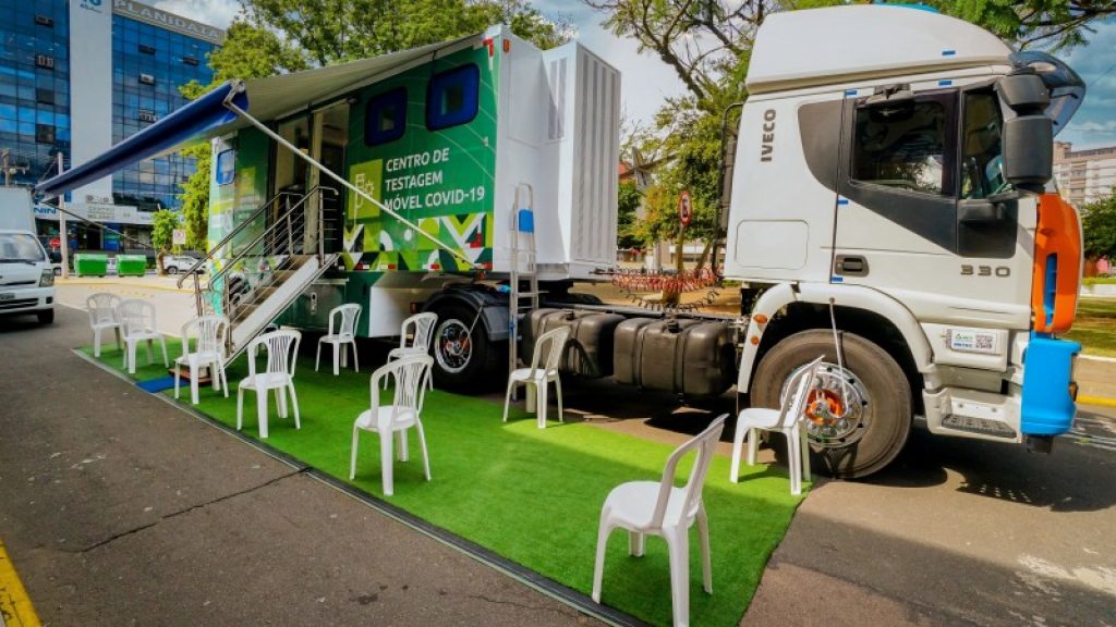 Passo Fundo e mais oito cidades fazem teste de Covid para motoristas de caminhão com destino à Argentina e ao Chile 