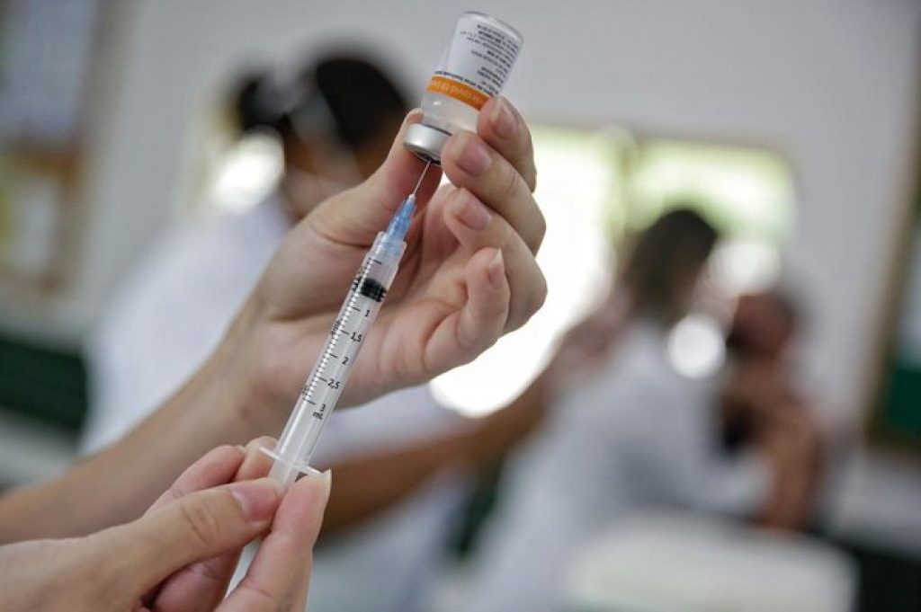 Ministério da Saúde diz que vacinação de crianças deve começar em janeiro