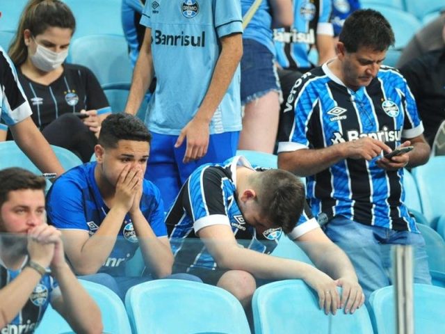 Contas em dia, futebol em atraso: os caminhos do Grêmio ao terceiro rebaixamento