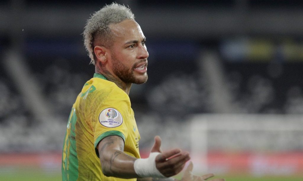 Neymar vai a julgamento na Espanha por fraude em contrato com Barça