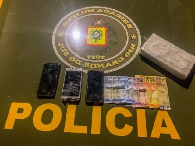 Soledade: Batalhão de Choque da Brigada Militar prende dupla com mais de 1kg de cocaína