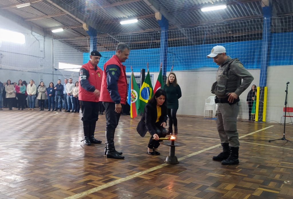 Campos Borges recebe 85ª Corrida do fogo simbólico em comemoração ao bicentenário da Independência do Brasil