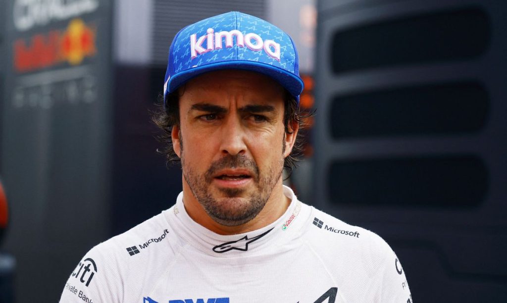 Alonso vai substituir Vettel na Aston Martin na temporada 2023 da F1