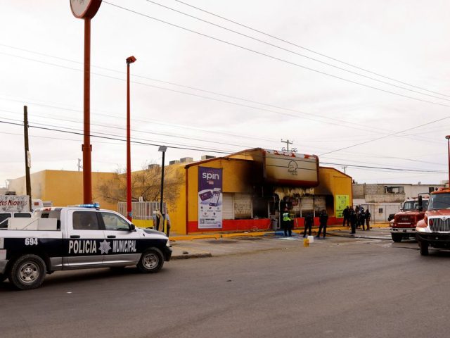 Cidade mexicana tem dia violento, com homicídios e lojas incendiadas