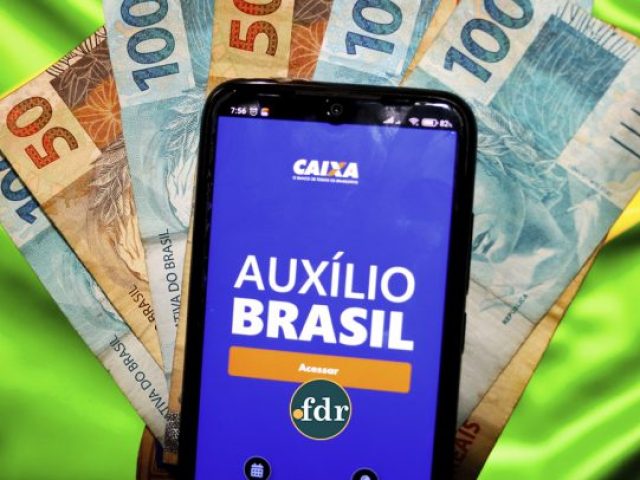Caixa começa a pagar hoje parcela de setembro do Auxílio Brasil
