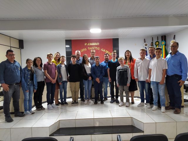 Sessão simulada do Projeto Vereador Mirim encerrou a 1ª semana da Câmara Municipal de Campos Borges