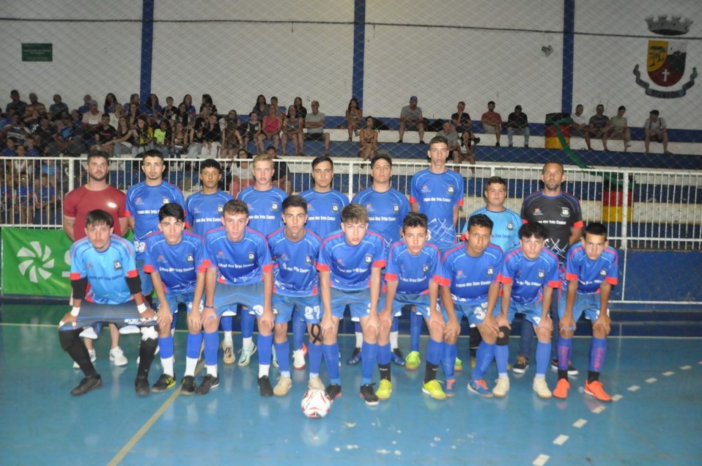 Multiesportiva de Lagos dos Três Cantos é campeã do Regional de Futsal Sub-17