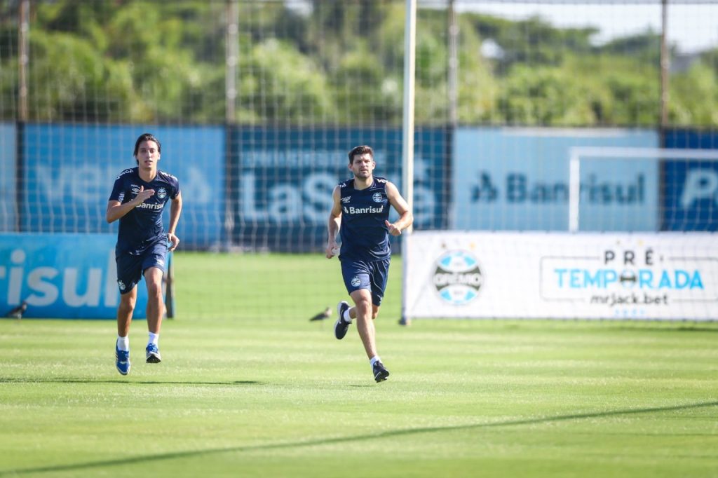 Grêmio realiza os primeiros trabalhos físicos e técnicos da pré-temporada