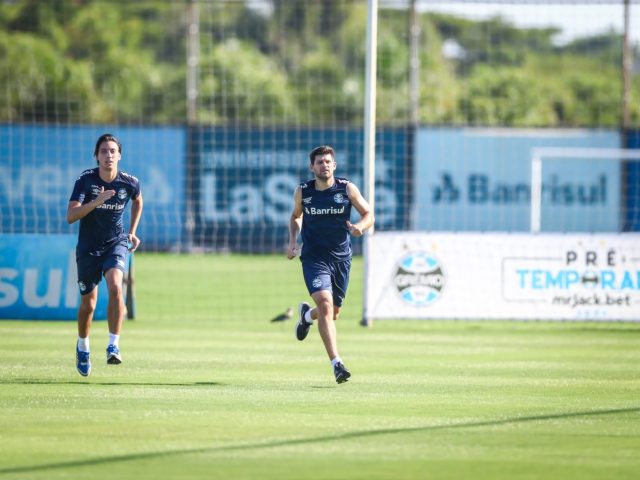 Grêmio realiza os primeiros trabalhos físicos e técnicos da pré-temporada