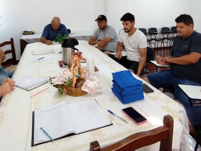 Reunião para o planejamento sobre linhas do trasporte escolar de Campos Borges aconteceu nesta semana