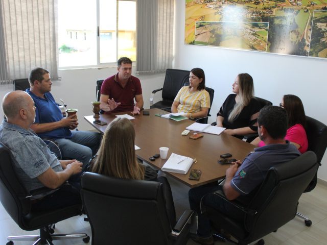 Administração de Tio Hugo realiza reunião para planejamento, debate e ações do Governo Municipal