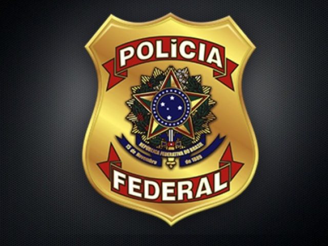 Polícia Federal faz operação para combater tráfico internacional de armas