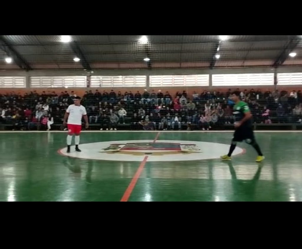Futsal de Campos Borges apresenta mais cinco jogos neste domingo