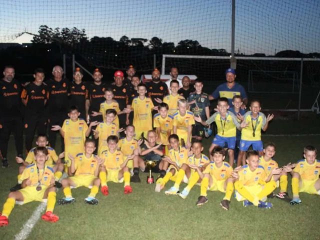 É  CAMPEÃO Categoria sub-11 da Academia do Futebol conquistou o título da Copa de Captação Colorada 2023  promovida pelo Gigante Brasileiro Internacional