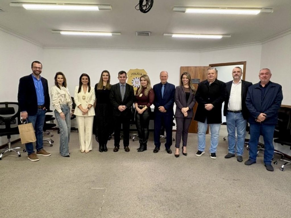 Polícia Civil promove encontro institucional com profissionais de imprensa de Porto Alegre